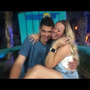 Meet your Posher, Rebecca